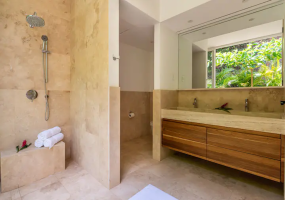 3 Chambres Chambres, ,3 Salle de bainSalle de bain,Villa,For Sale,1005